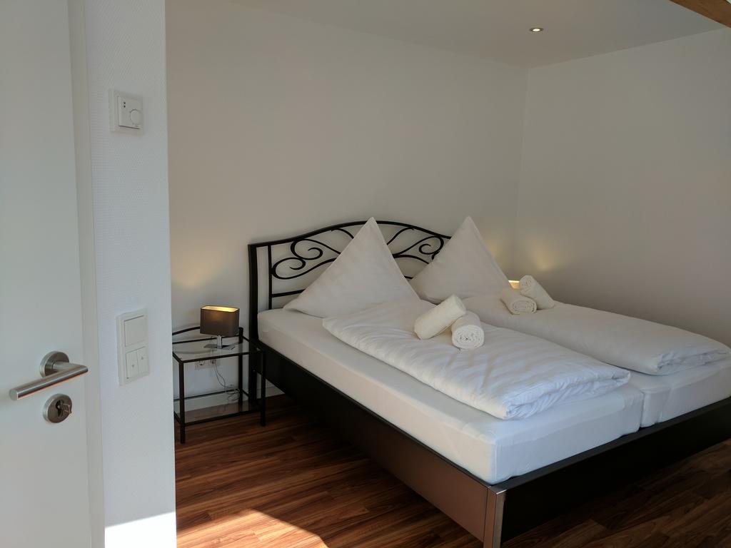 Ferienwohnung "Zum Klosterruinenblick" Kröv Kültér fotó